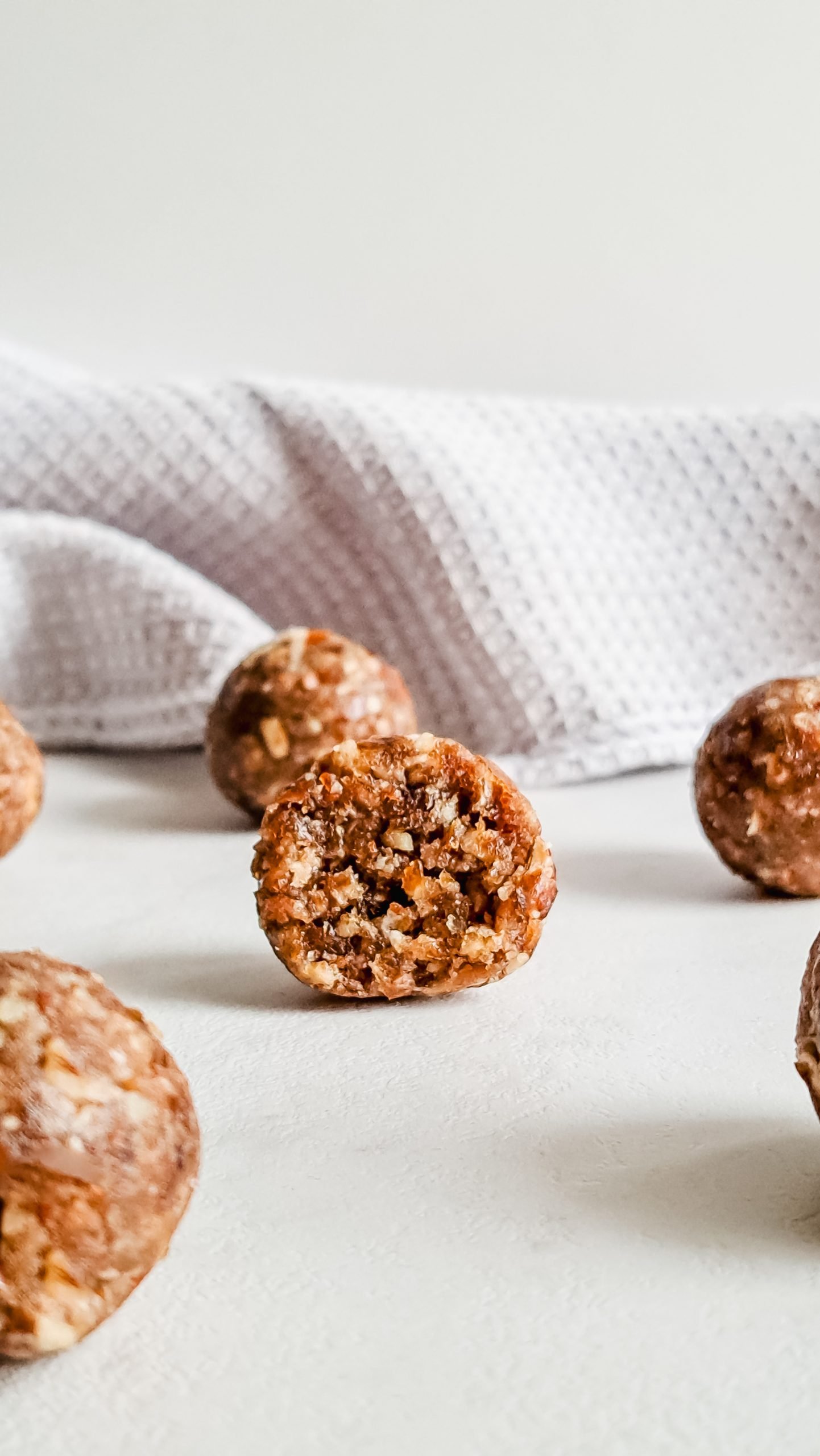 Pecan Pie Energy Bites