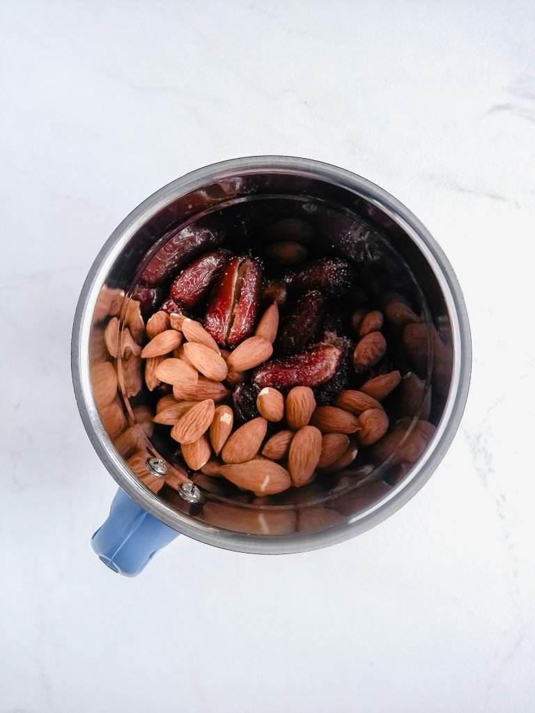 Dark Chocolate Date Truffles